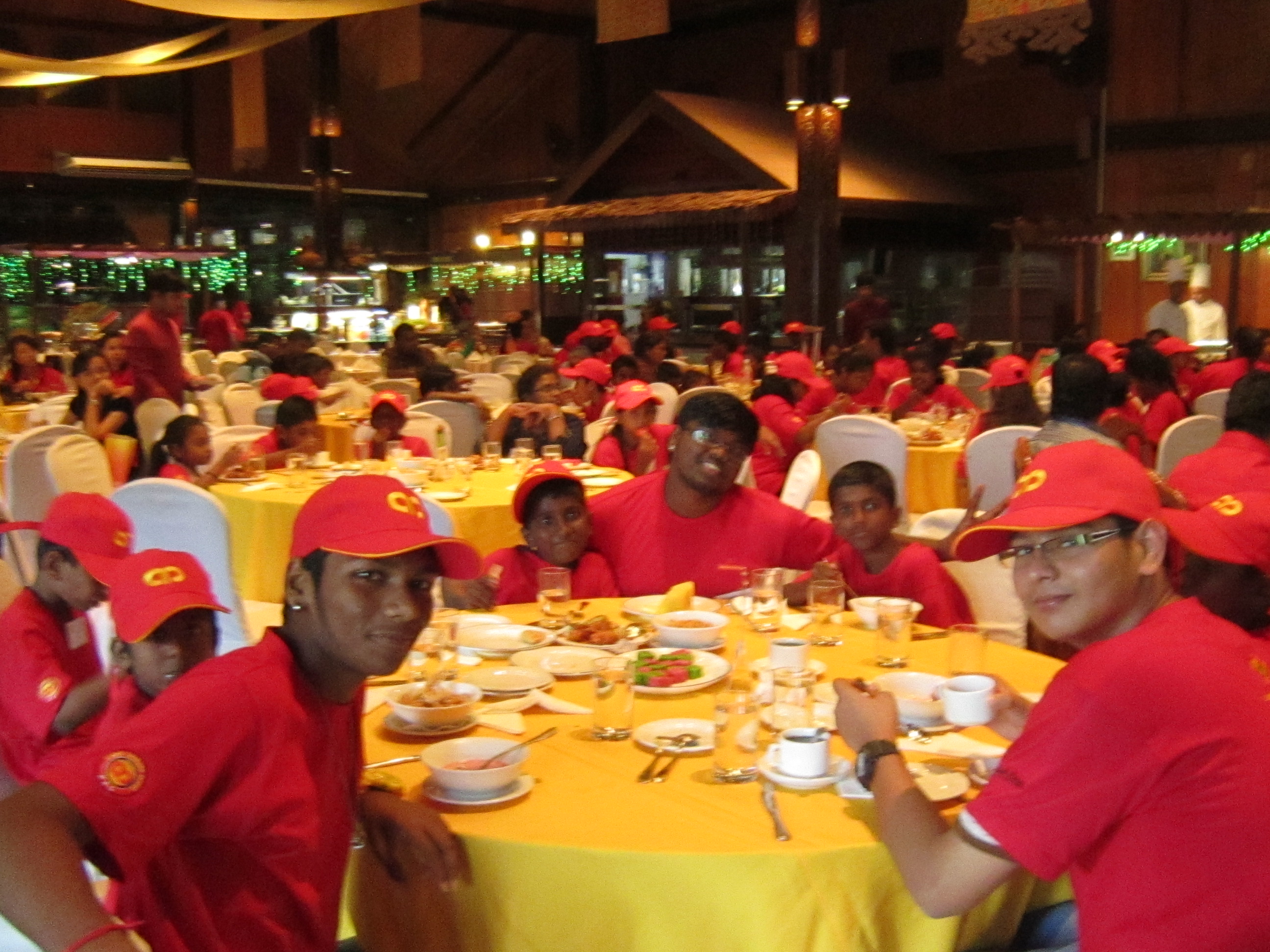 events/2010/ambank_deepavali_treat/ph5.jpg