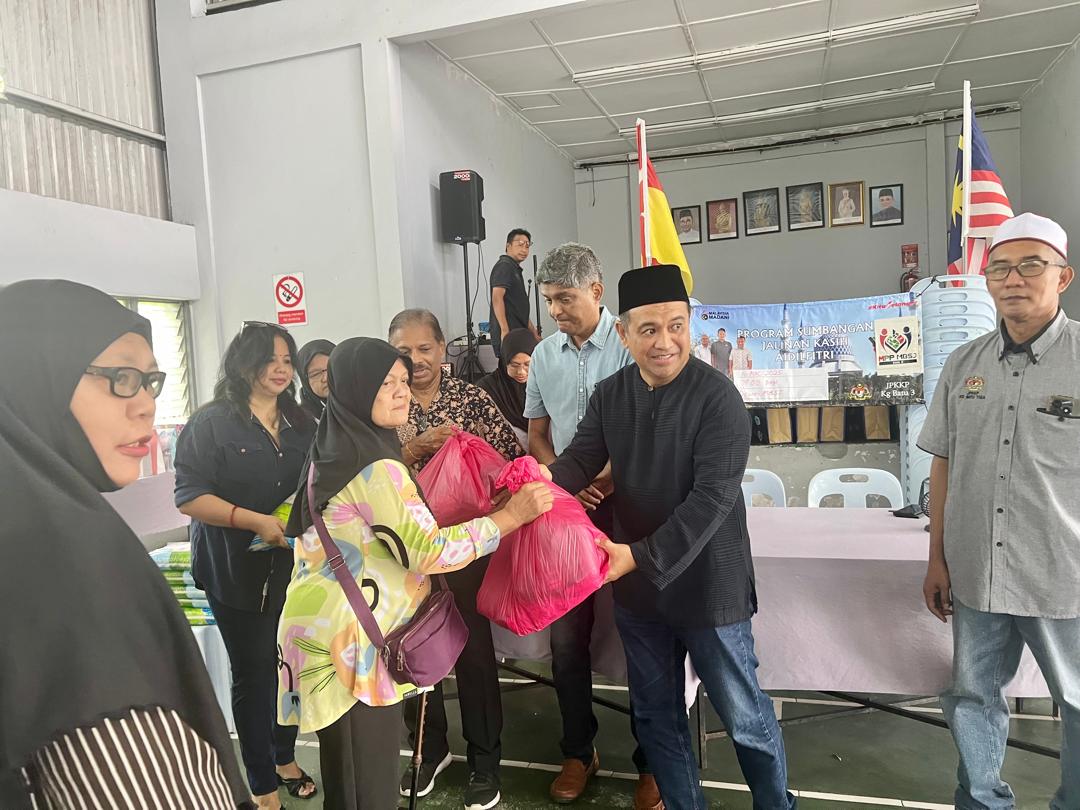 events/2025/jalinankasih2025/senior_most_makcik_from_kpgkebunbunga.jpeg